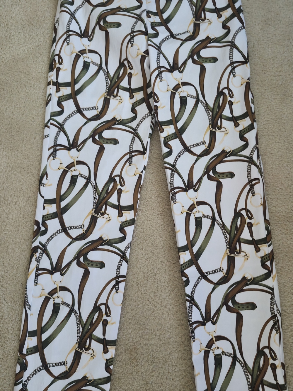 White Straight-Leg Pants with Chain & Belt Print